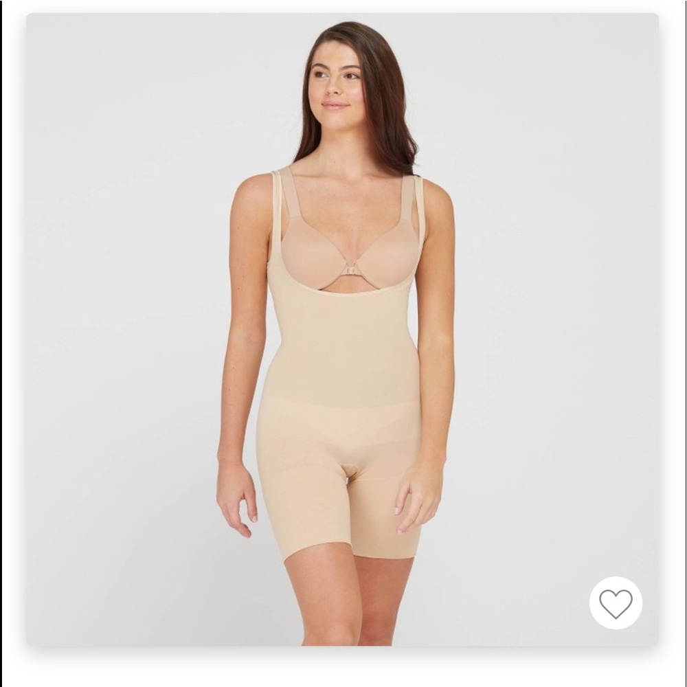 Assets by SPANX Shapewear Bust to Thighs